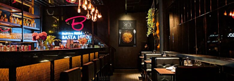 Angelberry Davenport: Restaurant In Glenwood, Durban 4083